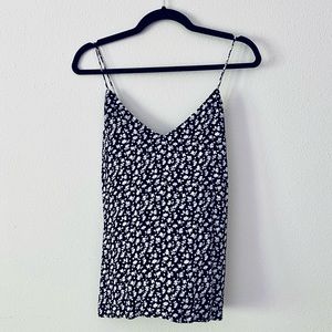 NWT Something Navy Floral Cami Tank Top, Size M, Black & White - GREAT DEAL!